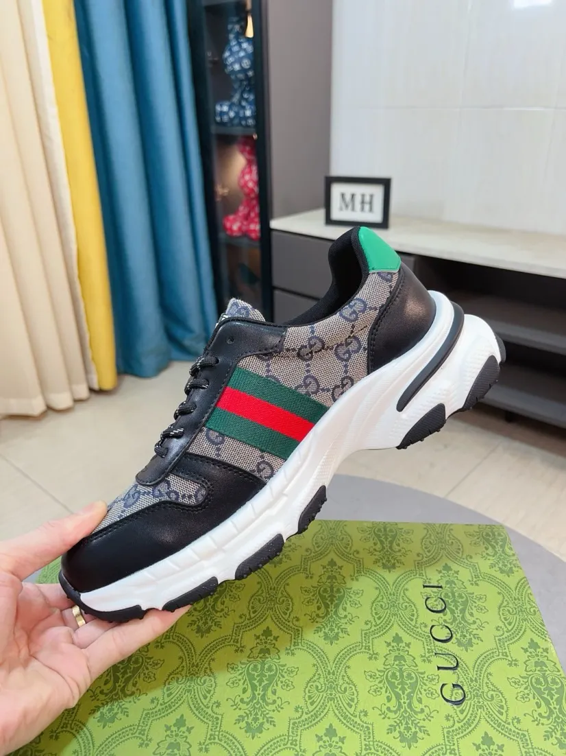 Men's shoes 💰458🌹🌹[GUCCI] Gucci's new lace-up casual men's shoes are on the market first, and the materials and workmanship are superior to all versions on the market. The highest quality shipped first-layer cowhide with imported original perforated materials➕Genuine leather lining, privately molded soft outsole, high foot comfort, imported special materials highlight the brand's unique charm, high-end customization 38-44